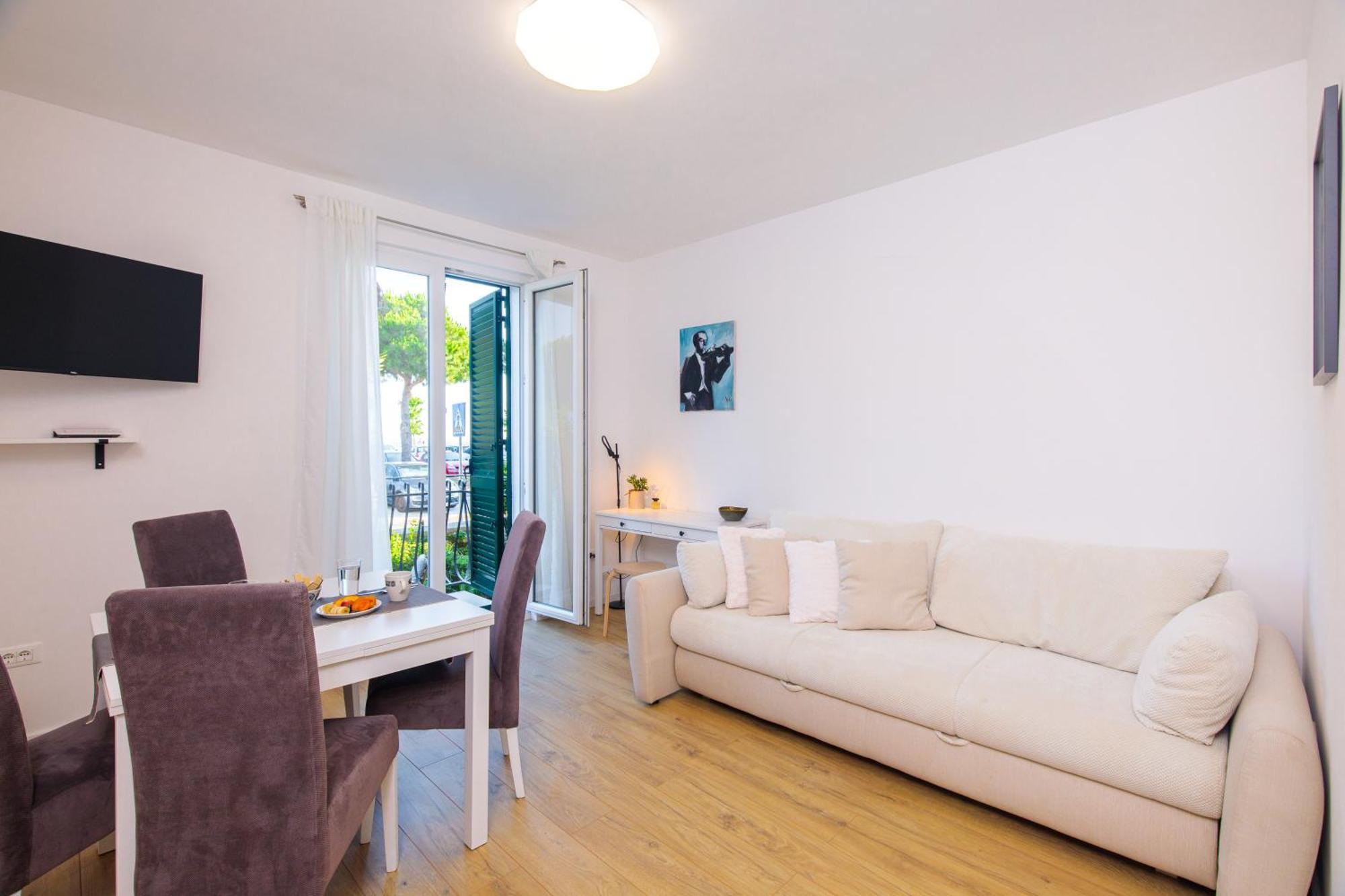 Santa Fuma Apartment Ровинь Экстерьер фото